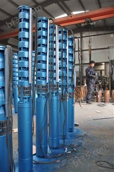 铸铁材质QJ深井泵 城市、工厂铁路供给水泵